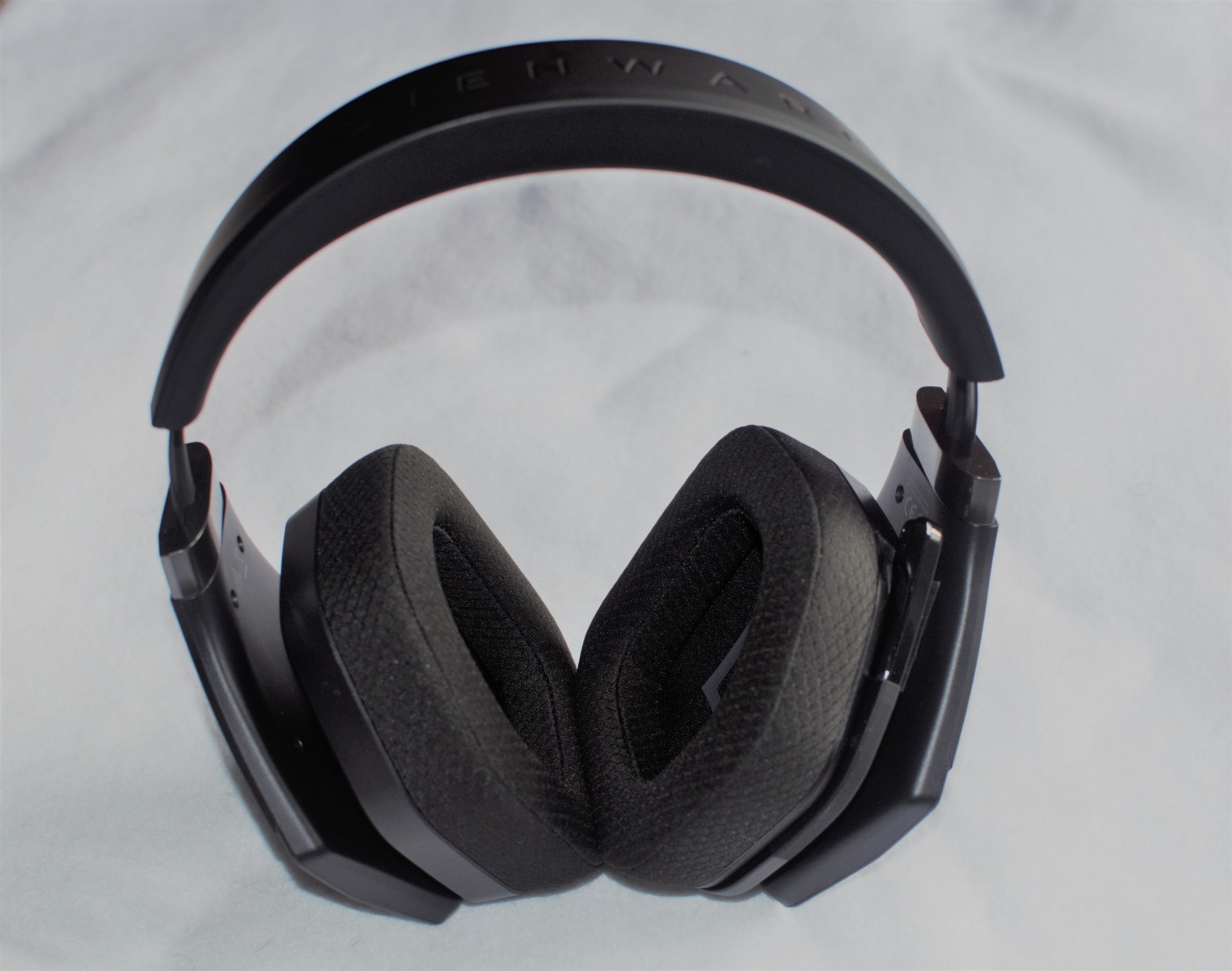 Alienware Wireless Gaming Headset AW988 - 7- Review-GamersRD