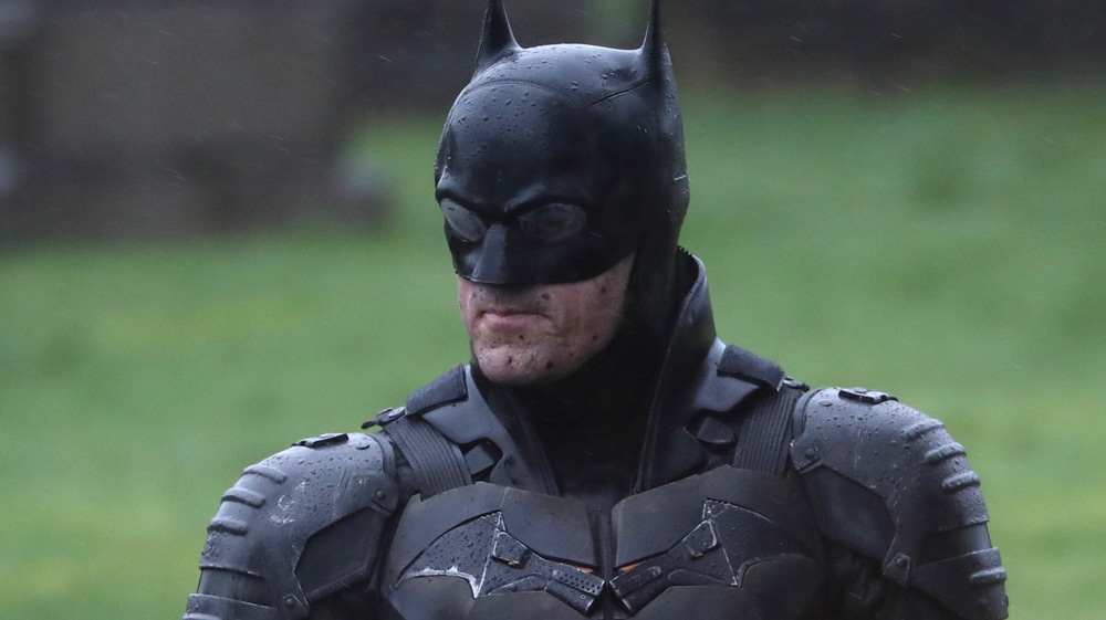 Imagenes de filmación de The Batman muestra nuevos detalles del traje1
