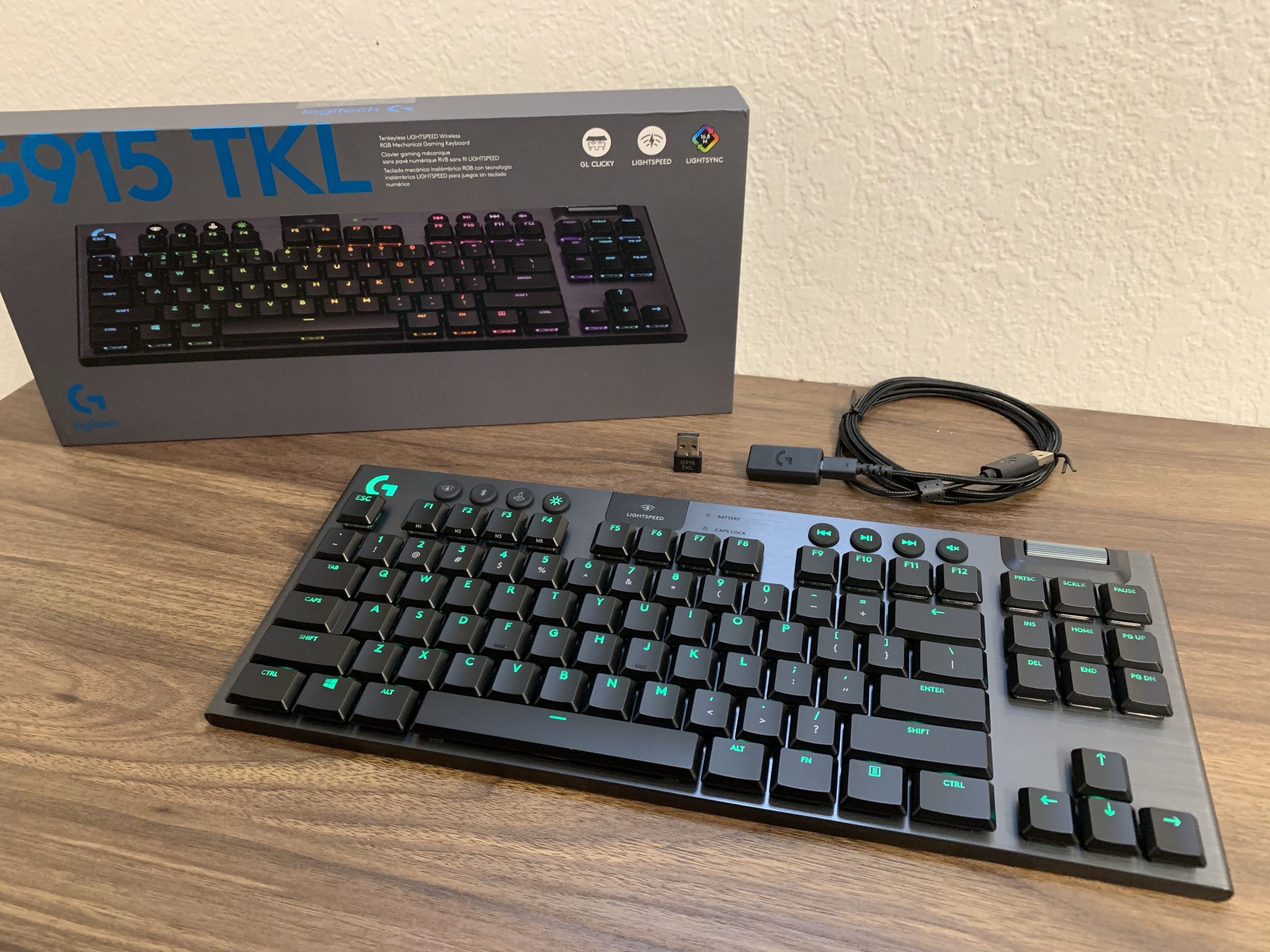 Logitech G915 TKL Wireless RGB Mechanical Gaming Keyboard Review GamersRD543