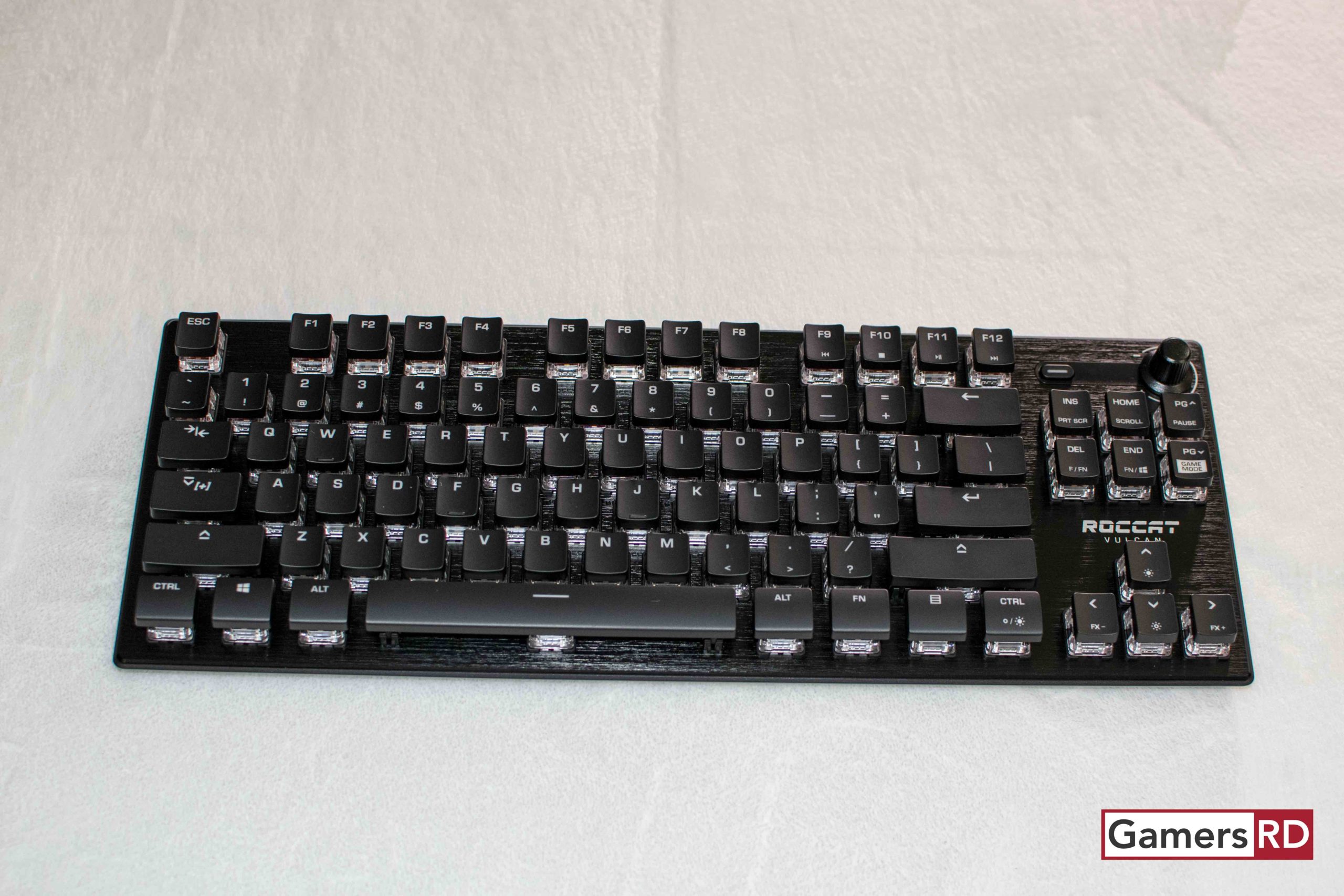 ROCCAT Vulcan TKL Pro Mechanical RGB Gaming Keyboard Review, 2.GamersRD