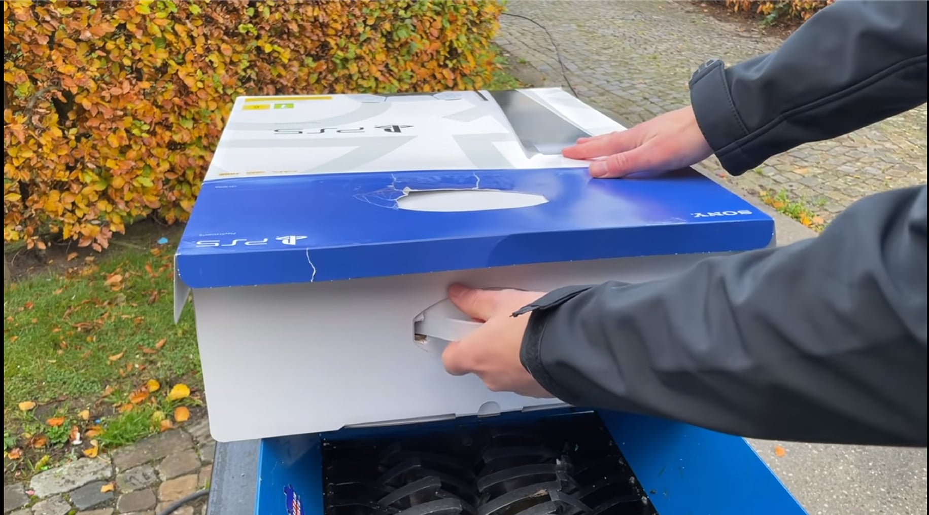 Un propietario de PS5 lanza la consola a trituradora como parte de "experimento"