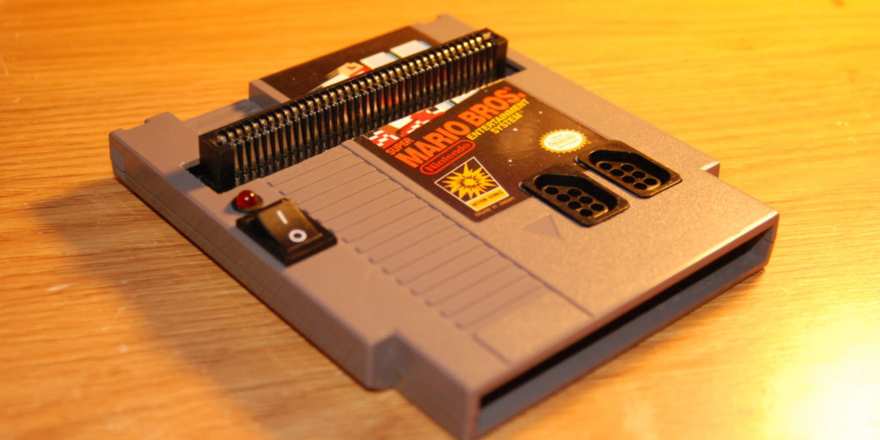 Fanático construye NES funcional en un cartucho de la misma consola