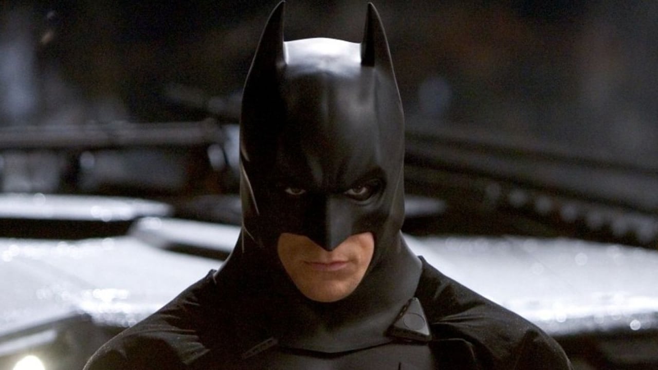 Christian-Bale-Glaring-in-Batman-Begins-GamersRD (1)
