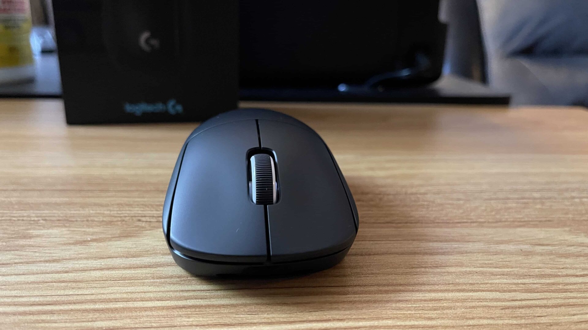 Logitech G Pro X Superlight Wireless Gaming Mouse Review GamersRD122