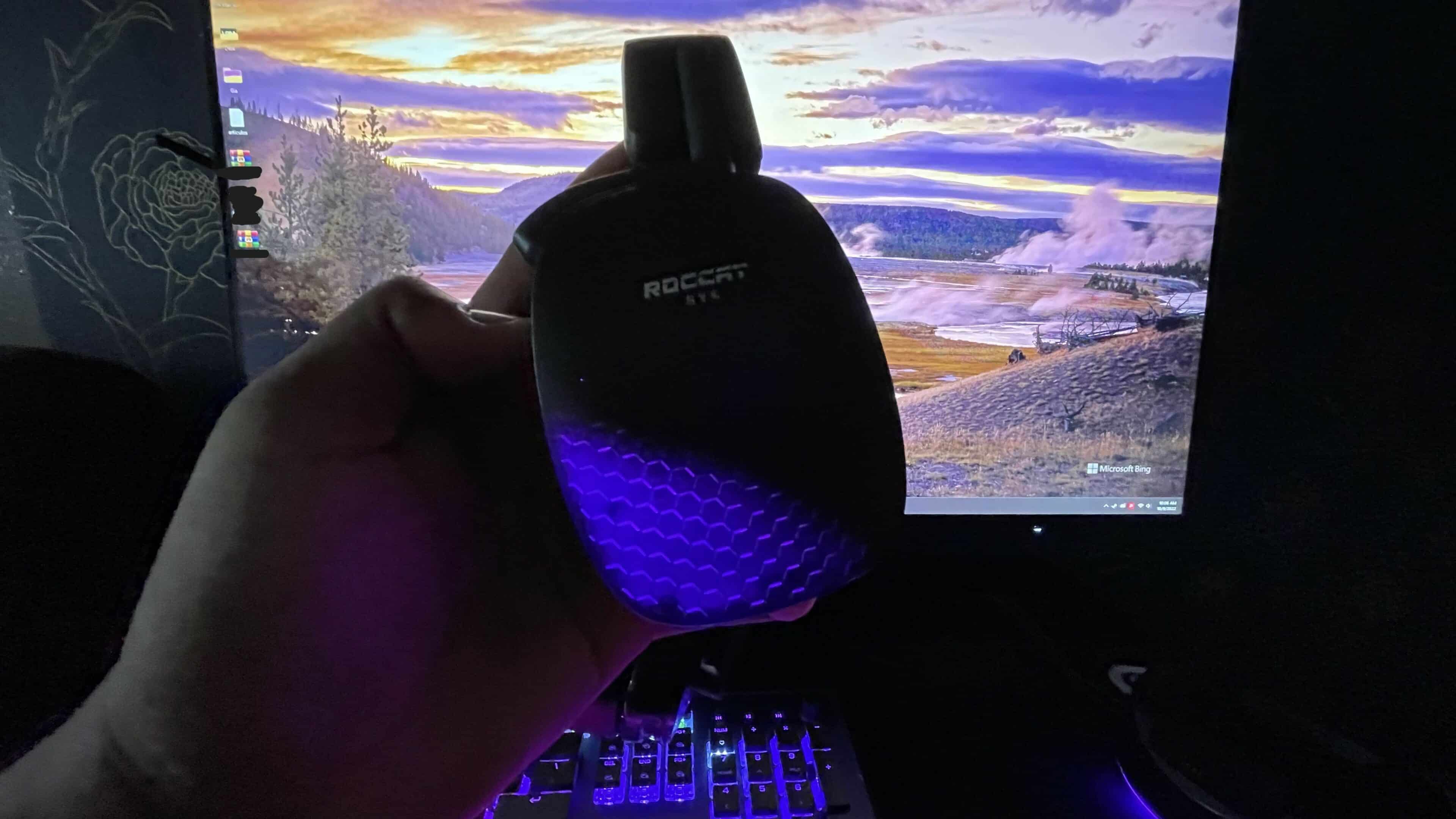 ROCCAT Syn Max Air Wireless Review GamersRD2
