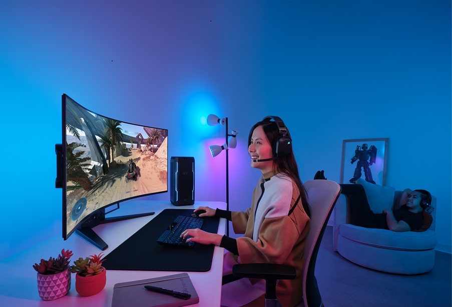 CORSAIR presenta el nuevo monitor gaming XENEON FLEX OLED de 45 pulgadas, GamersRD