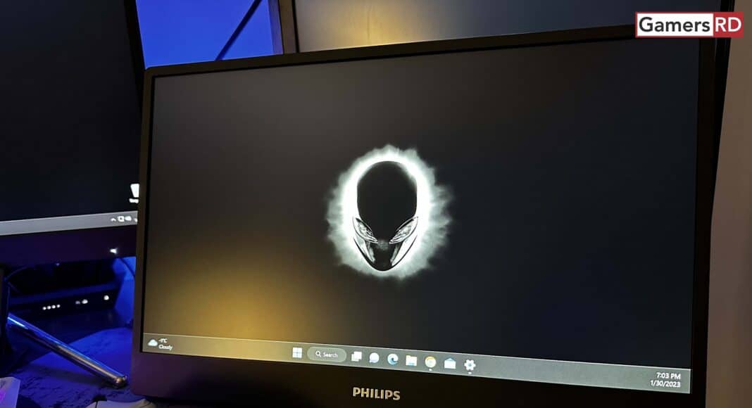 Philips 16B1P3300 Portable Monitor Review, GamersRD