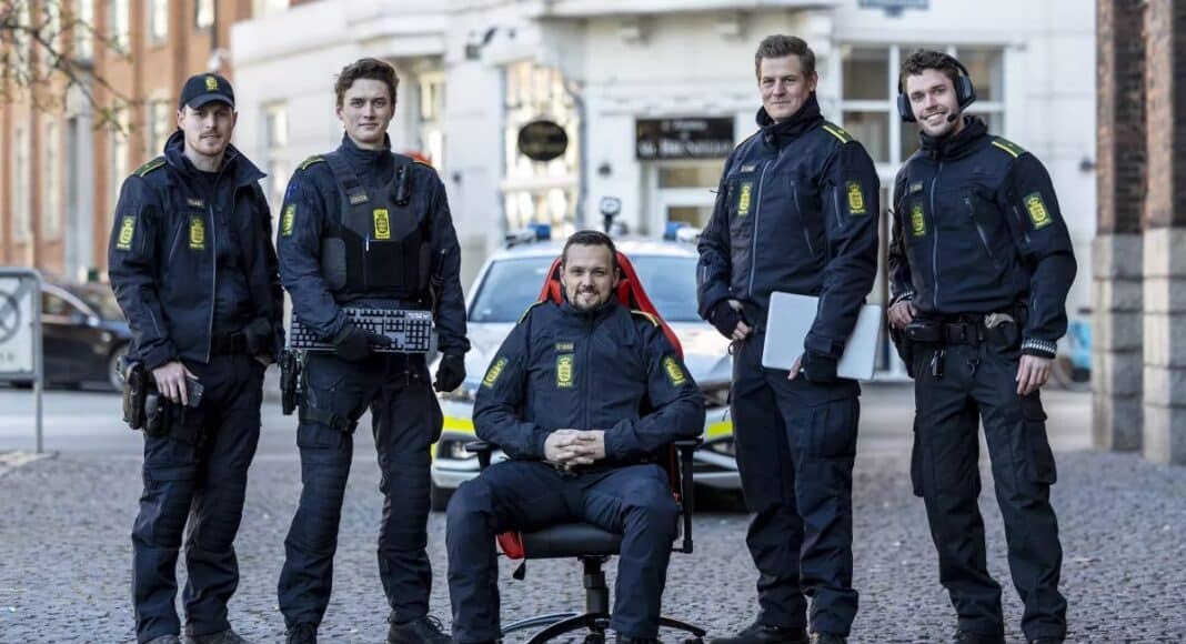 Police Online Patrol es un escuadrón de policía al que se le paga por jugar videojuegos