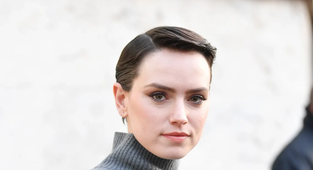 Daisy Ridley revela fue diagnosticada con una enfermedad complicada