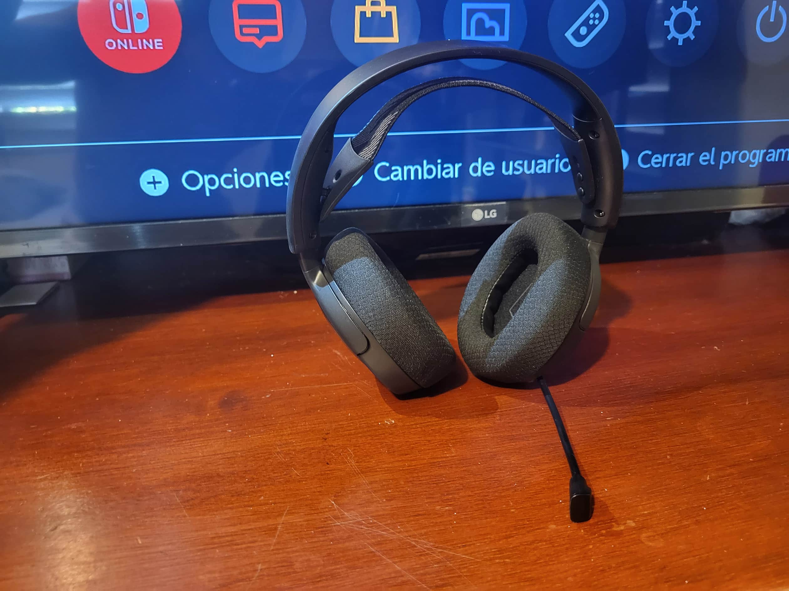 SteelSeries Arctis Nova 1 Headset Review