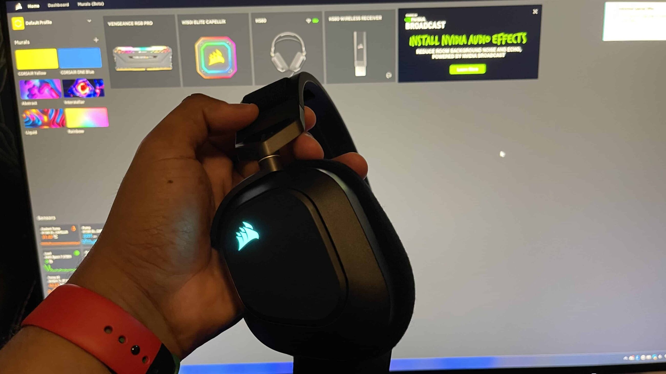 Corsair HS80 RGB Wireless Review GamersRD61