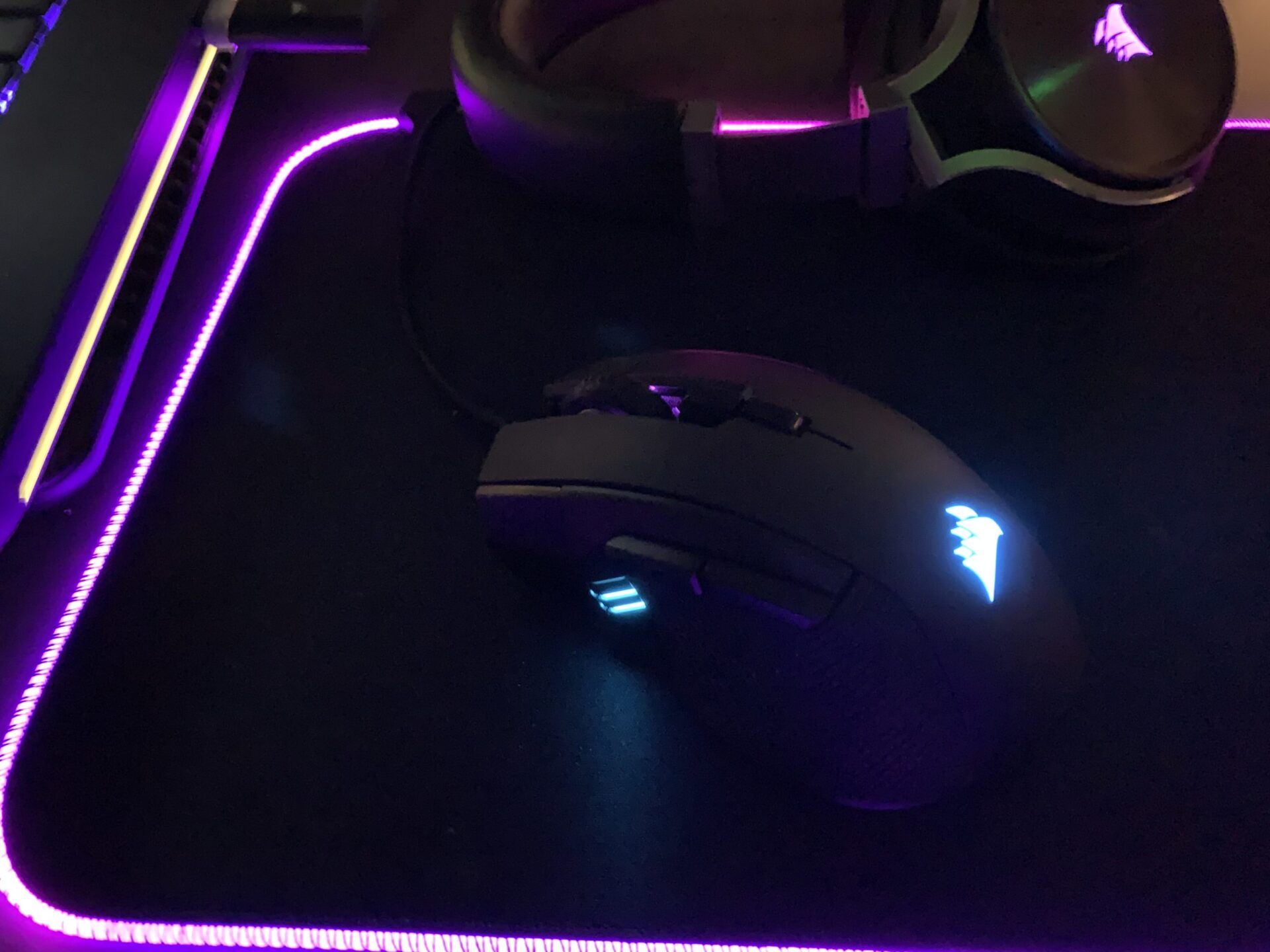 Corsair Ironclaw RGB Gaming Mouse Review GamersRD 15623222