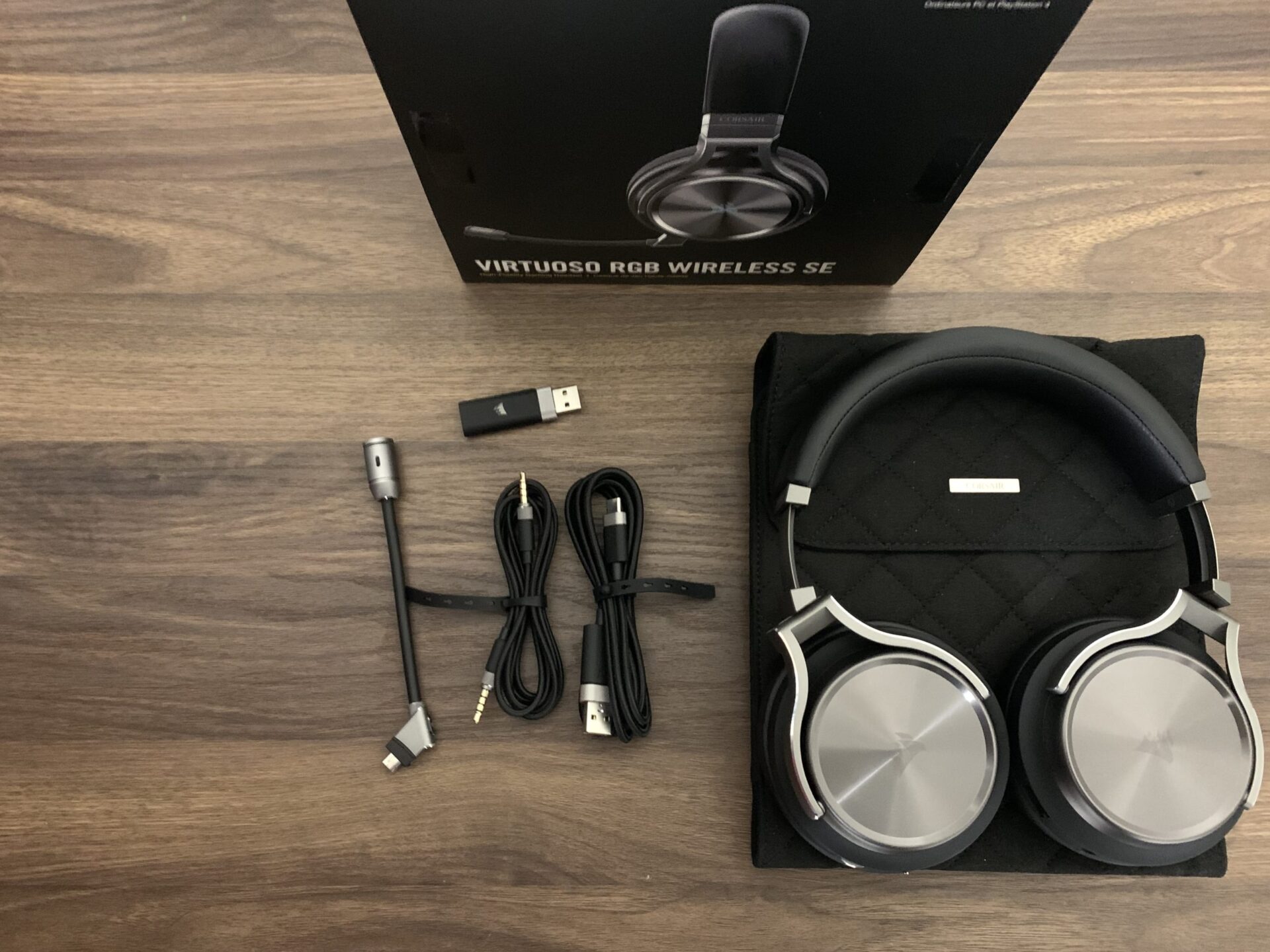 Corsair Virtuoso RGB Wireless SE Review