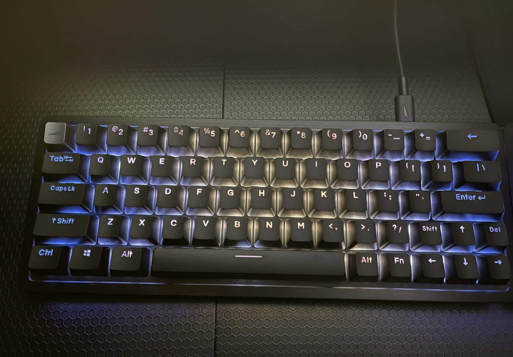 Personalizamos nuestro teclado Mountain Everest y te damos nuestras impresiones GamersRD