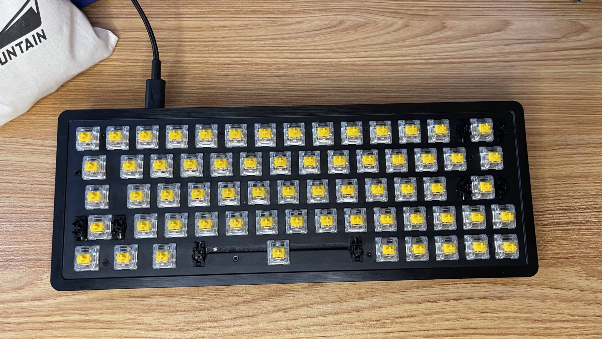 Personalizamos nuestro teclado Mountain Everest y te damos nuestras impresiones GamersRD