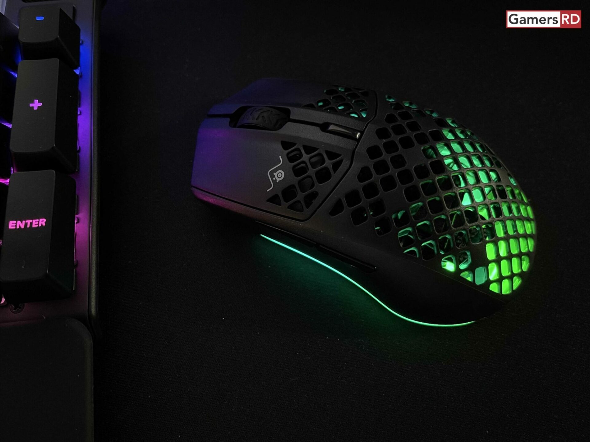 Steel Series Aerox 5 Wireless mouse gaming, Review 4 GamersRD