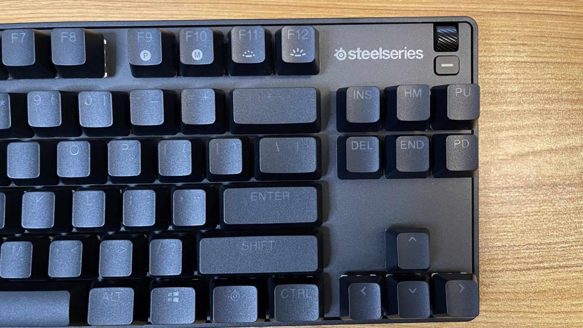 SteelSeries Apex 9 TKL Review2