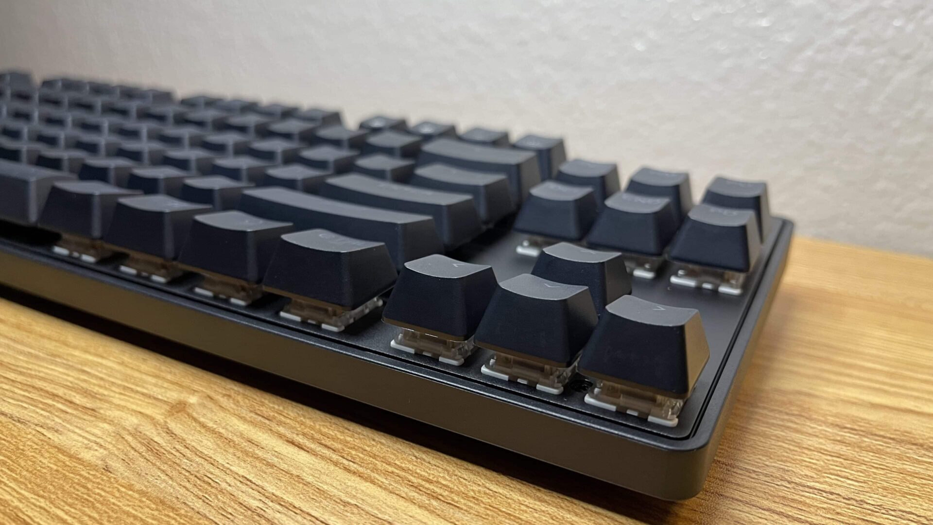 SteelSeries Apex 9 TKL Review2