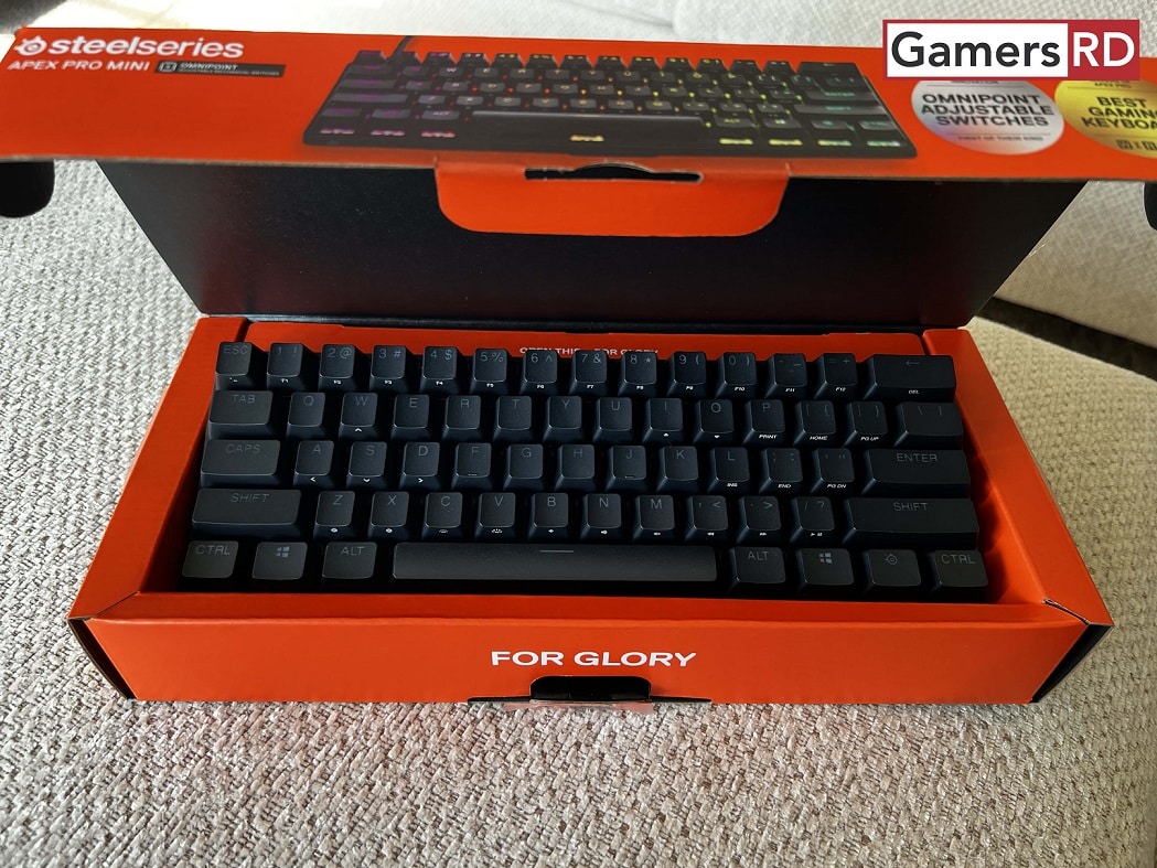 SteelSeries Apex Pro Mini Review, Box GamersRD