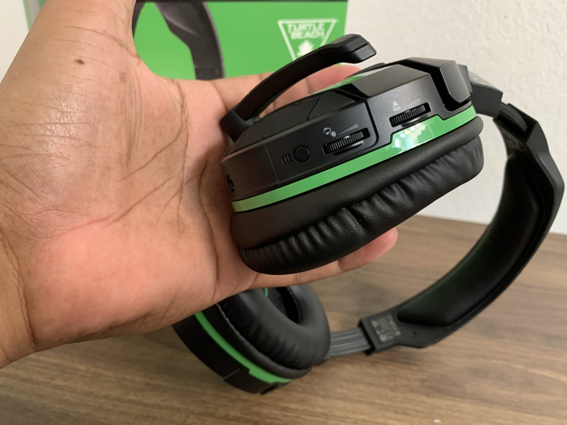 Turtle Beach Stealth 700 Xbox One Gaming Headset Review