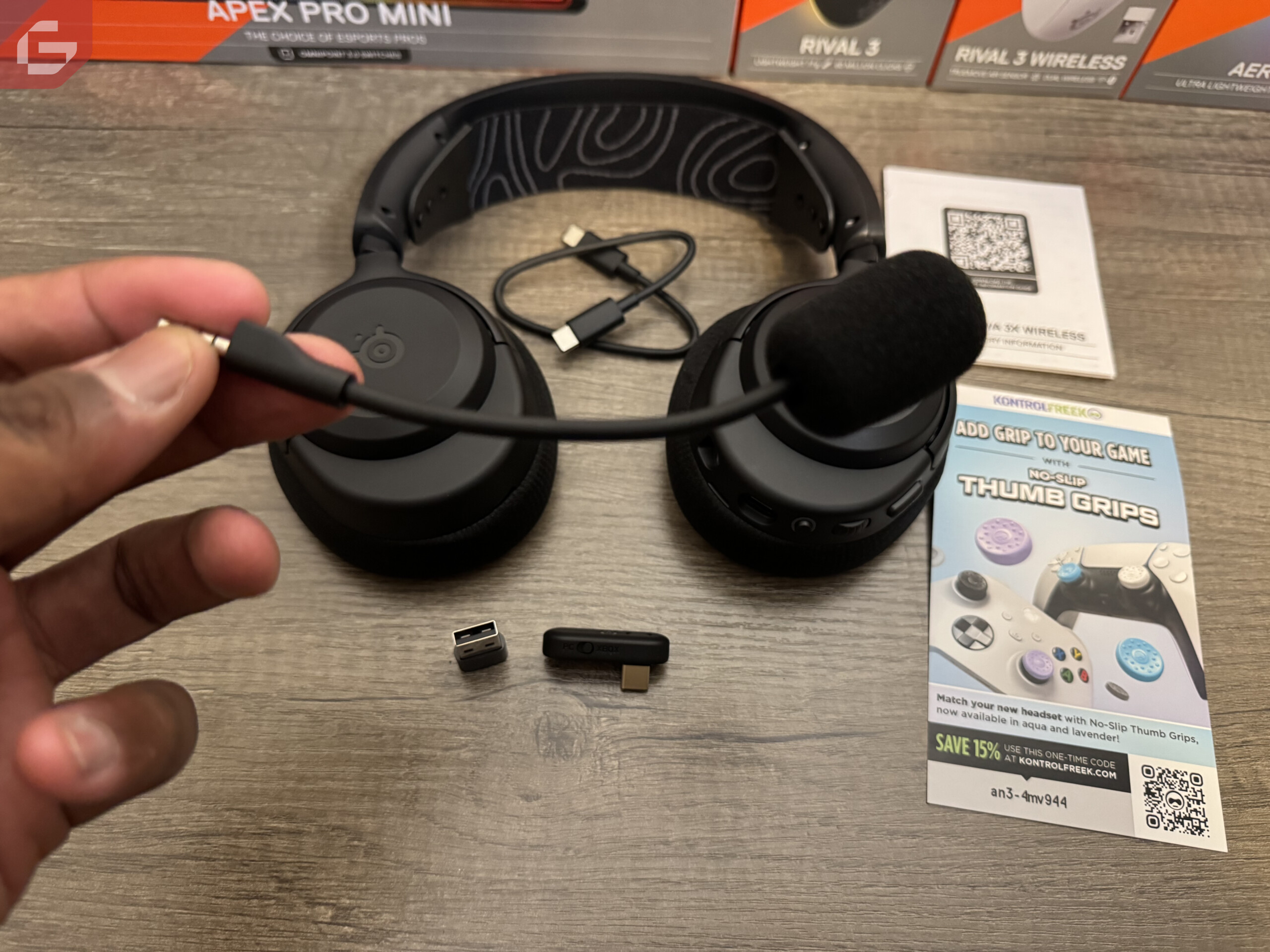 SteelSeries Nova 3 Wireless Review GamersRDOG113