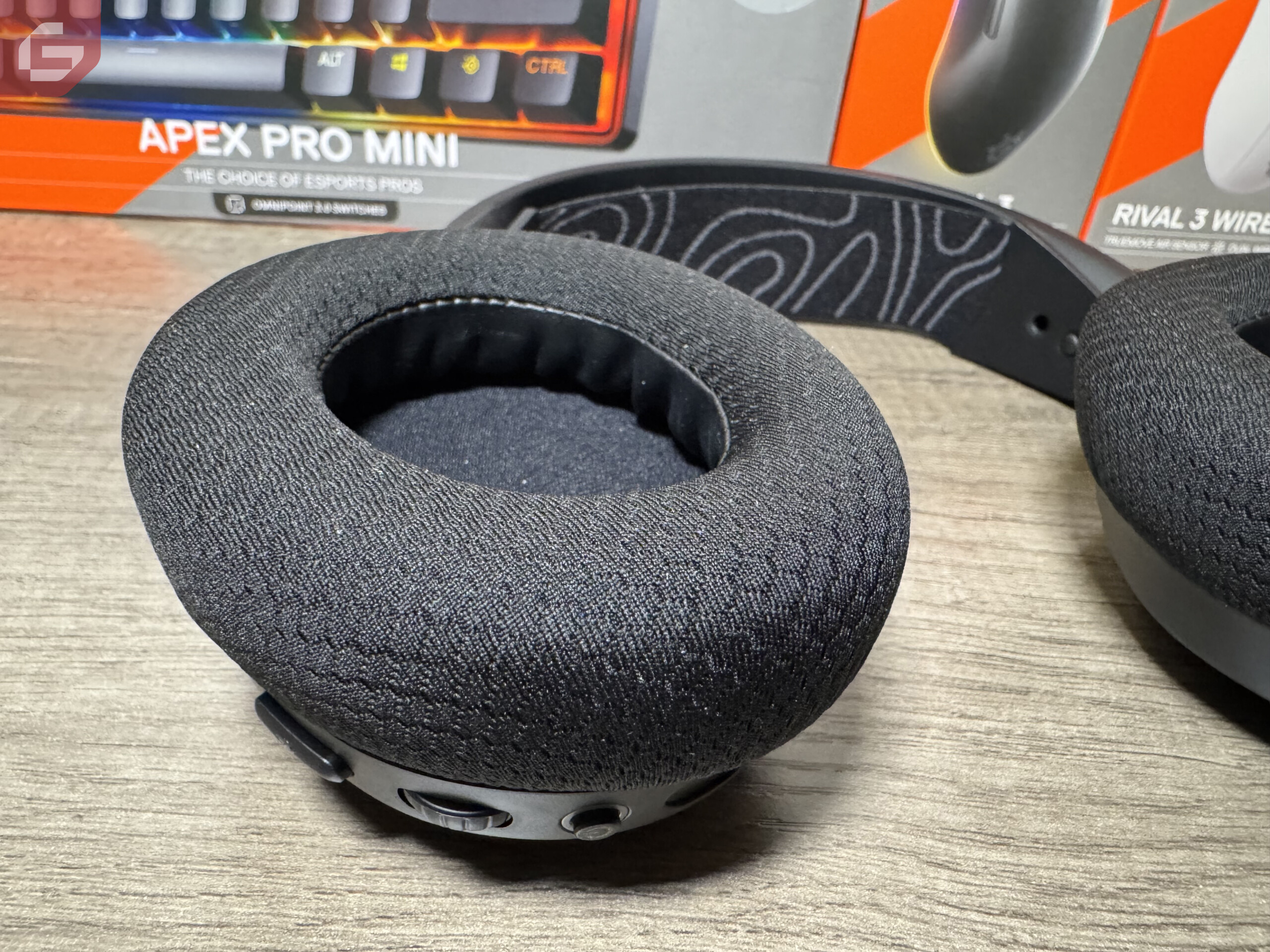 SteelSeries Nova 3 Wireless Review GamersRDOG11a