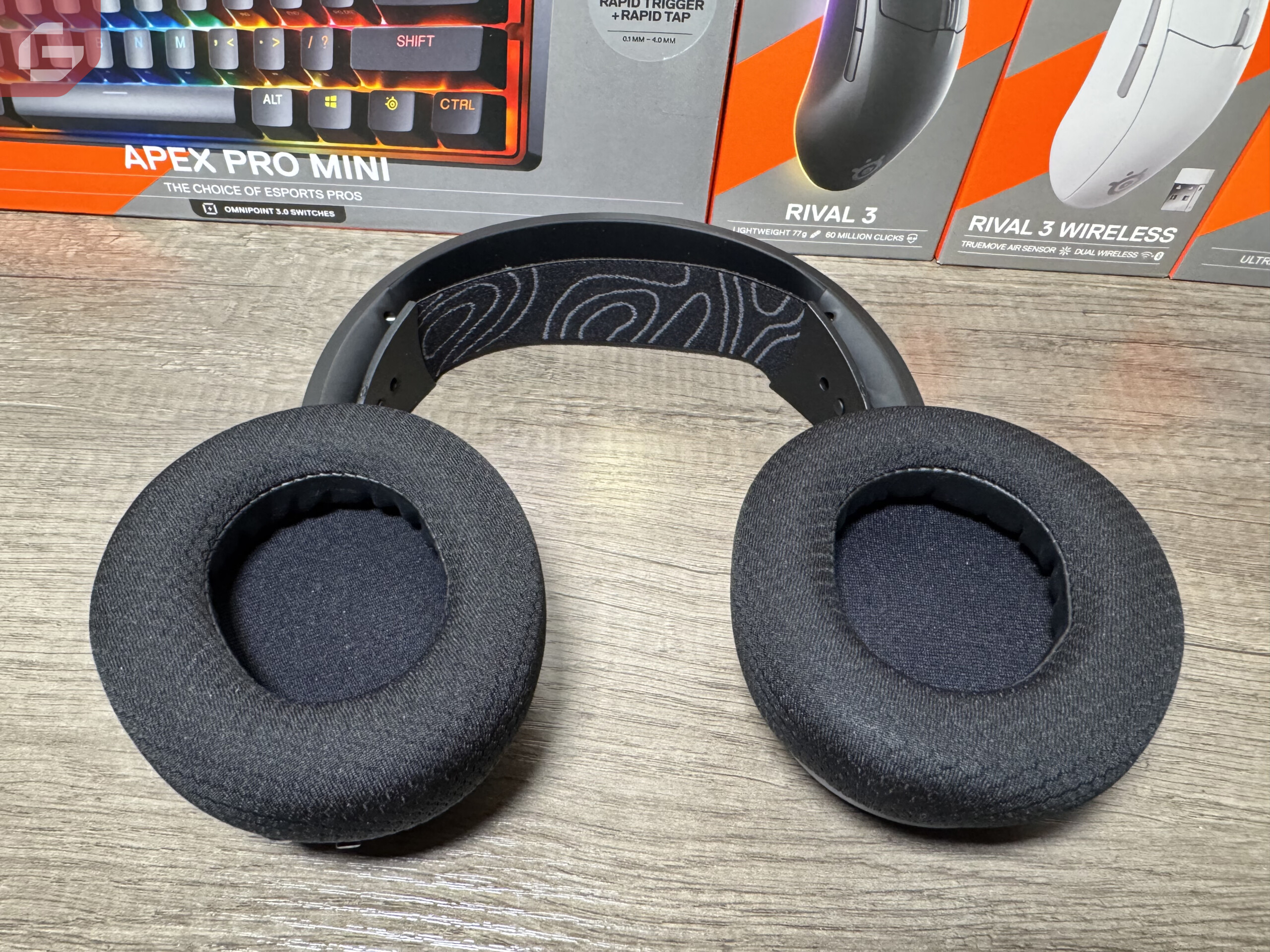 SteelSeries Nova 3 Wireless Review GamersRDOG2rr