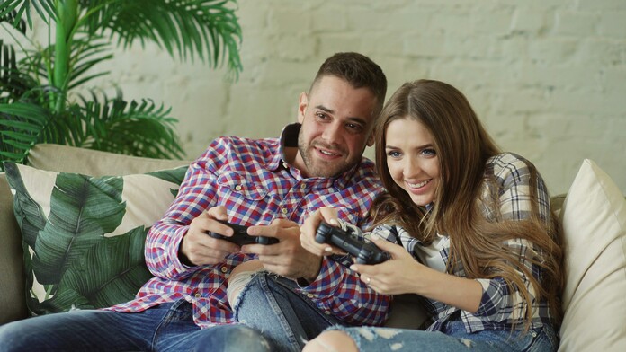 Parejas que juegan videojuegos duran más Parejas que juegan videojuegos duran más