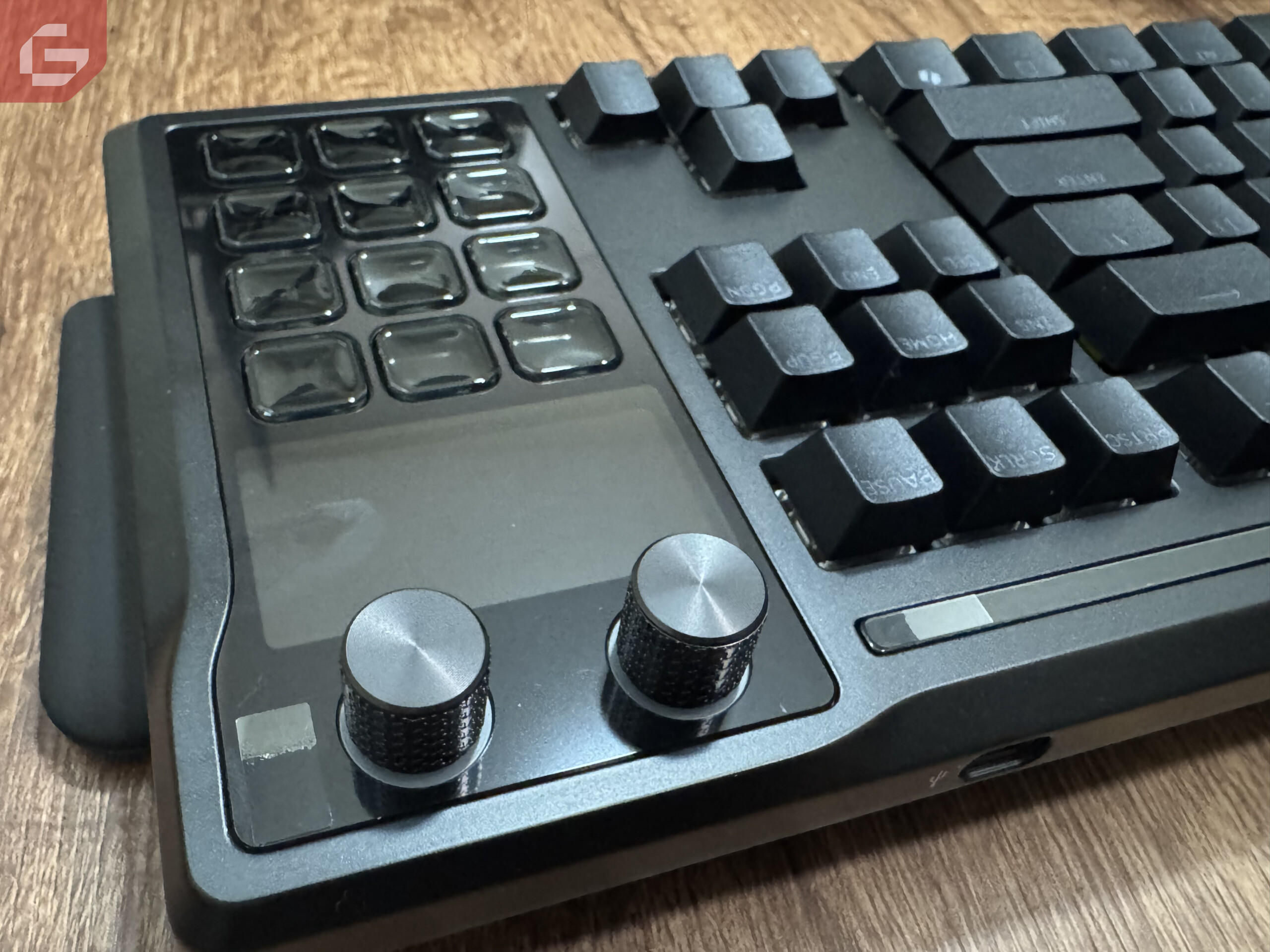 Corsair Galleon 100 SD Review GamersRD6