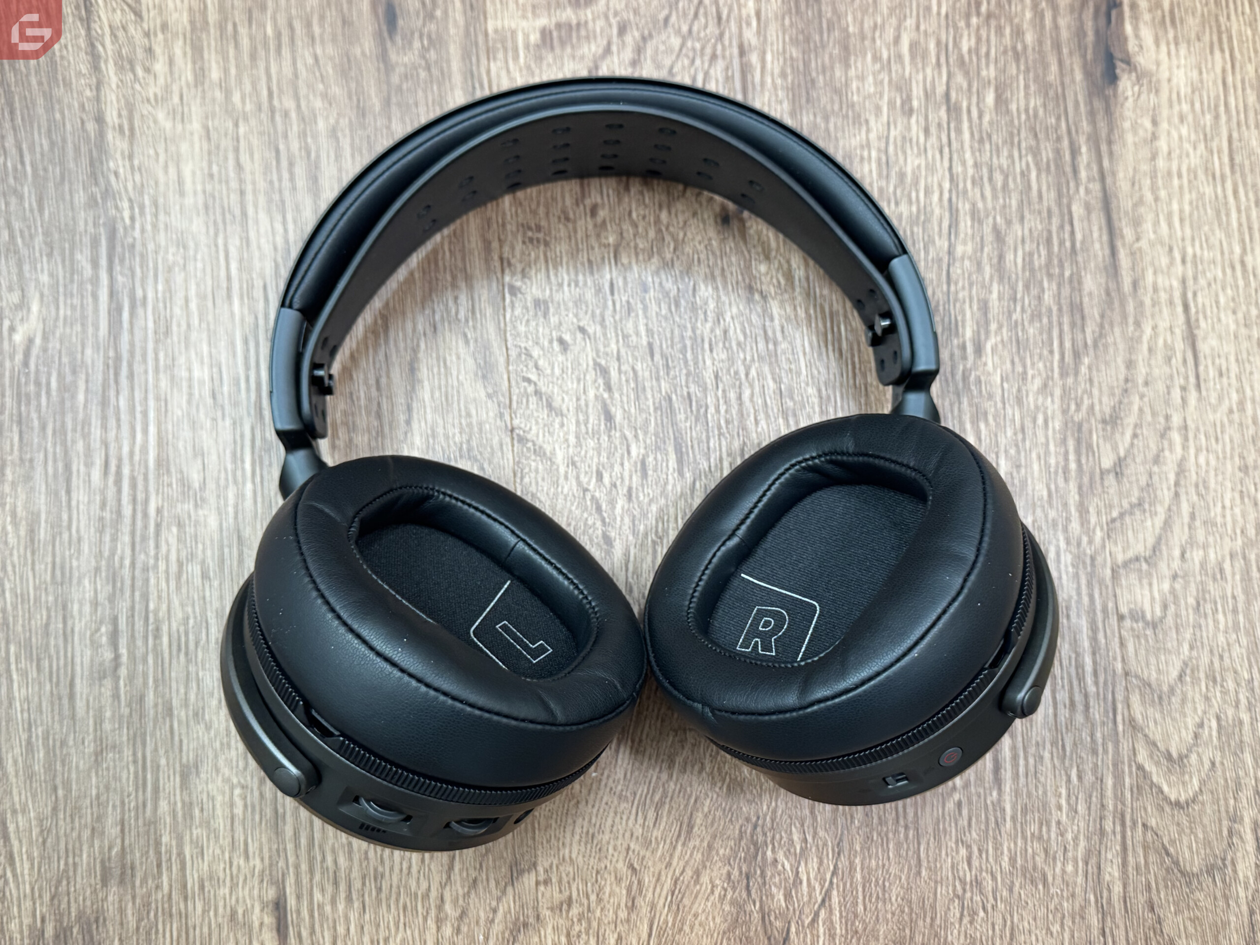 Audeze Maxwell 2 Review GamersRD09