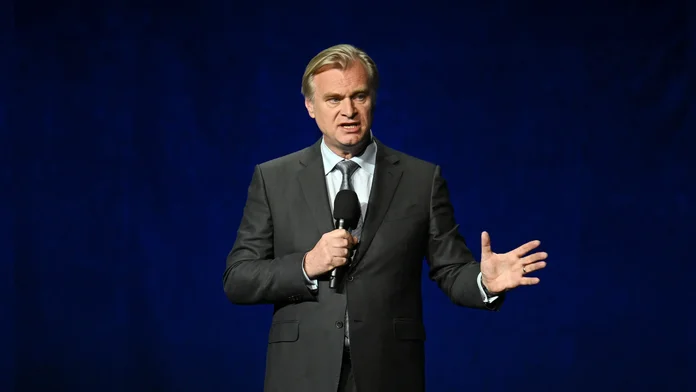 Christopher Nolan ataca a los críticos amateur de cine