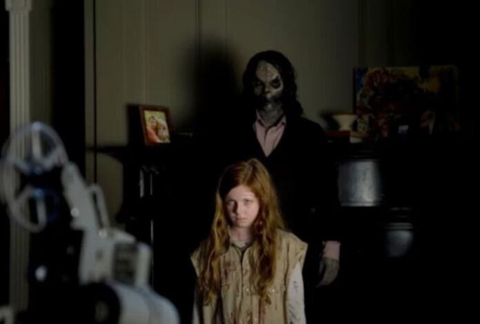 Escena de Sinister, la película de terror de Scott Derrickson elegida como la más aterradora por el estudio Science of Scare