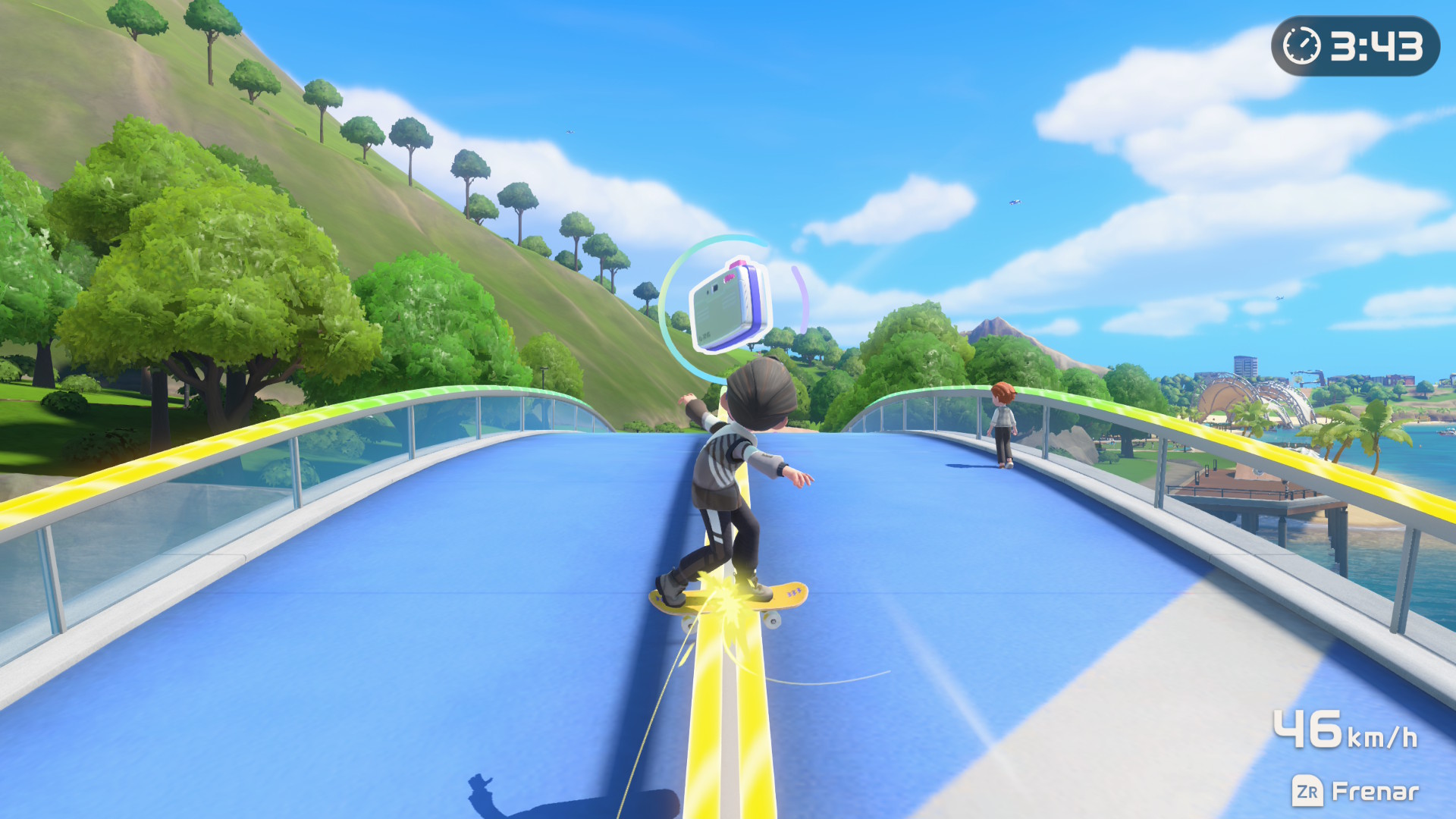 Un personaje realiza una actividad de skate en Isla Wuhu